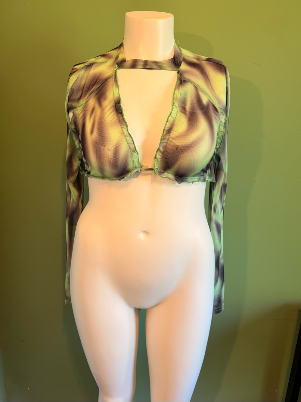 Green and Black Mesh Long Sleeve Shrug too cropped